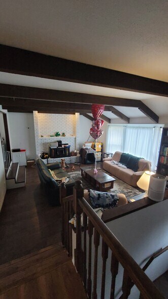 Upstairs Living Room - 9905 157th St E