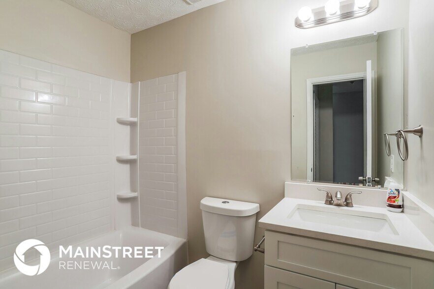 Building Photo - 2058 Pintail Cove