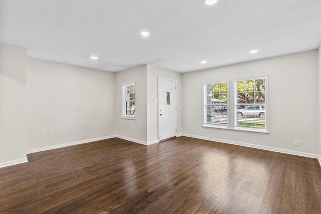 Building Photo - 2530 Maverick Ave
