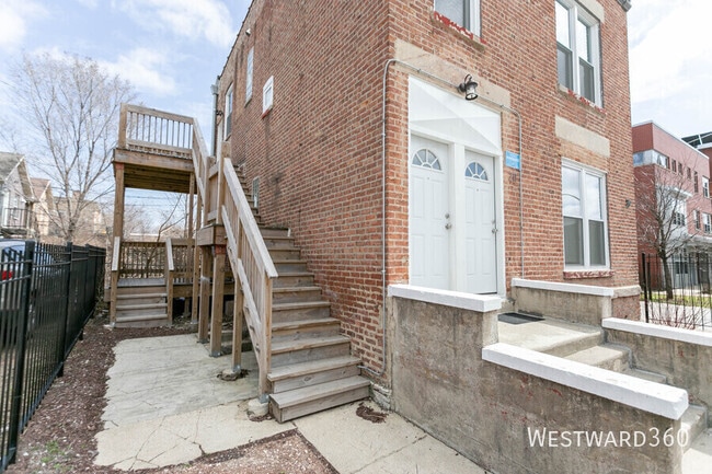 Building Photo - 211 S Campbell Ave