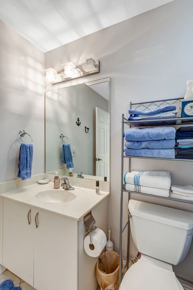 Building Photo - ** BOTANICAL PLACE ** 3 BED / 2 BATH - CONDO - TURNKEY FURNISHED - SEASONAL OR SHORT TERM