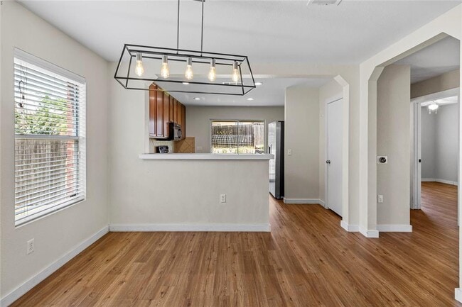 Building Photo - 9004 Berryline Cove