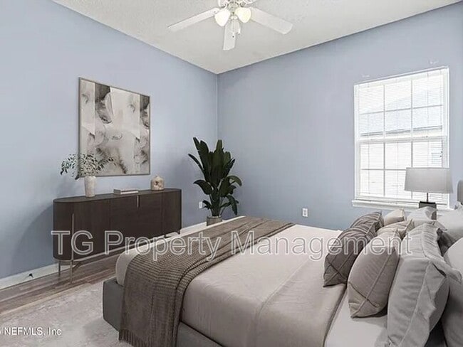 Building Photo - 12301 Kernan Forest Blvd