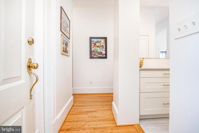 Building Photo - 1807 California St NW