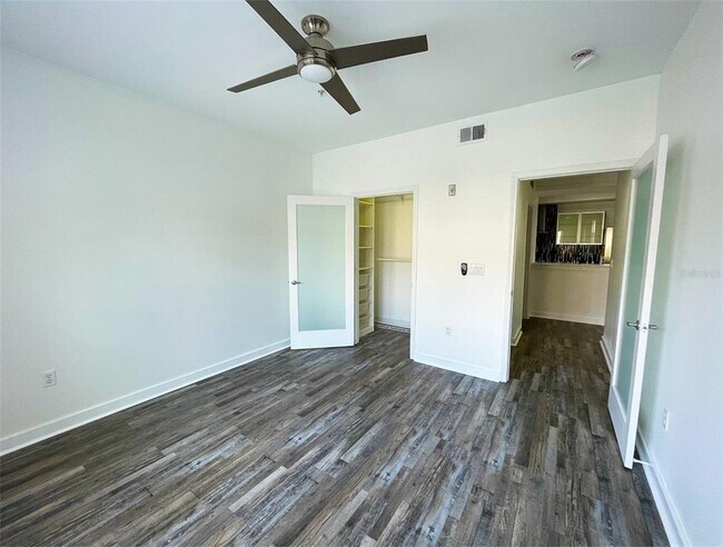 Building Photo - 12012 Villanova Dr