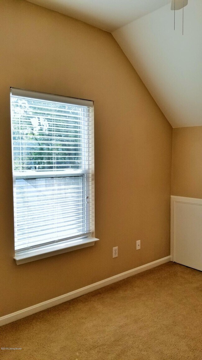 Building Photo - 8900 Prospect St