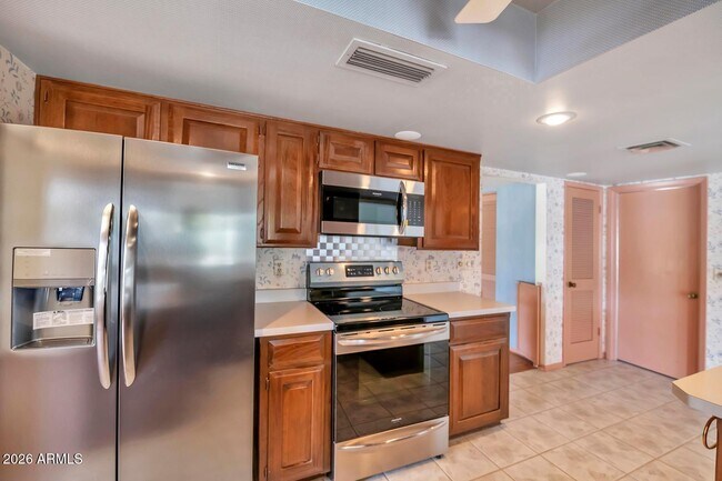 Building Photo - 509 E Boca Raton Rd