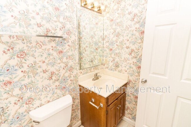 Building Photo - 6312 Harrison Ooltewah Rd