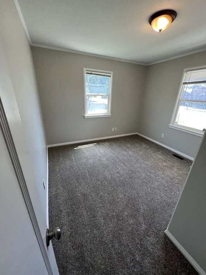 Building Photo - 633 E 500 S