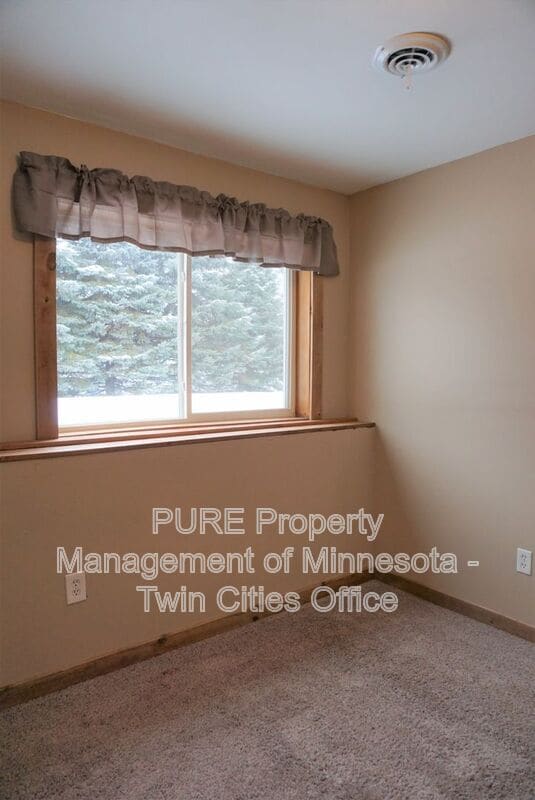 Building Photo - 14748 Fluorine St NW