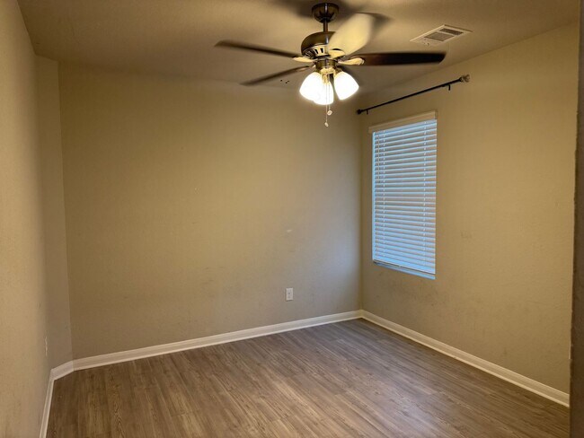 Building Photo - 12702 Mirecourt Wy