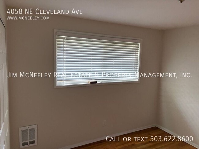 Building Photo - 4058 NE Cleveland Ave