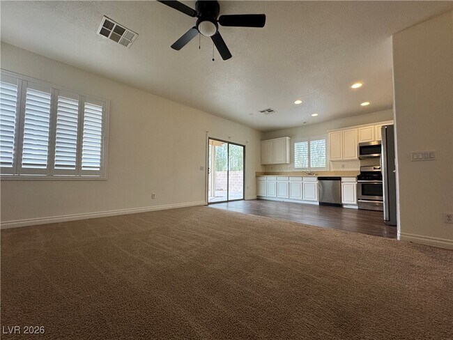 Building Photo - 2905 Salado Creek Ave