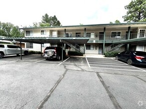 Building Photo - 2 bed 2 bath condo