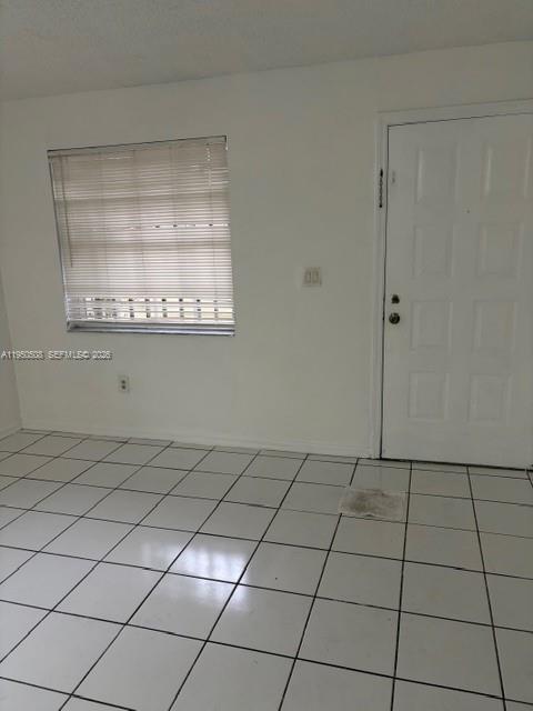 Building Photo - 6100 SW 130th Ave