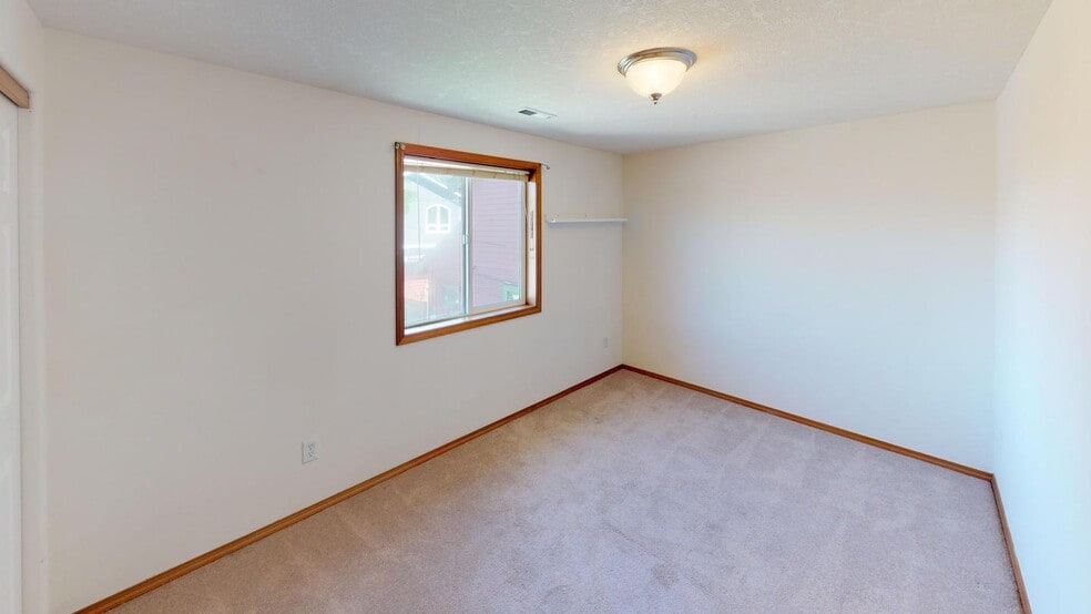 Building Photo - 5418 NE 25th Ave