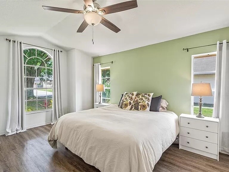 Building Photo - 1547 Spring Ridge Cir