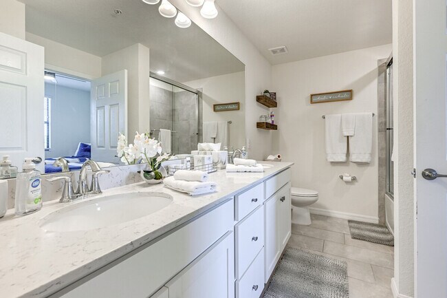 Building Photo - 17902 Gawthrop Dr