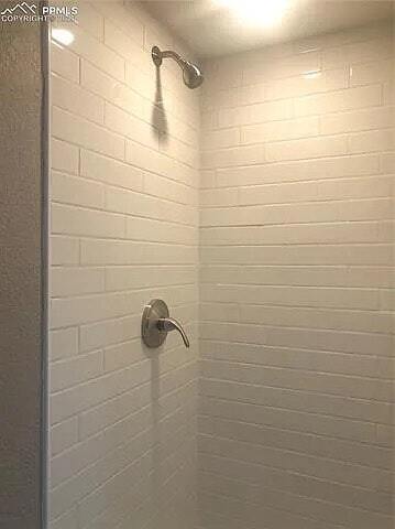 Building Photo - 1825 Capulin Dr