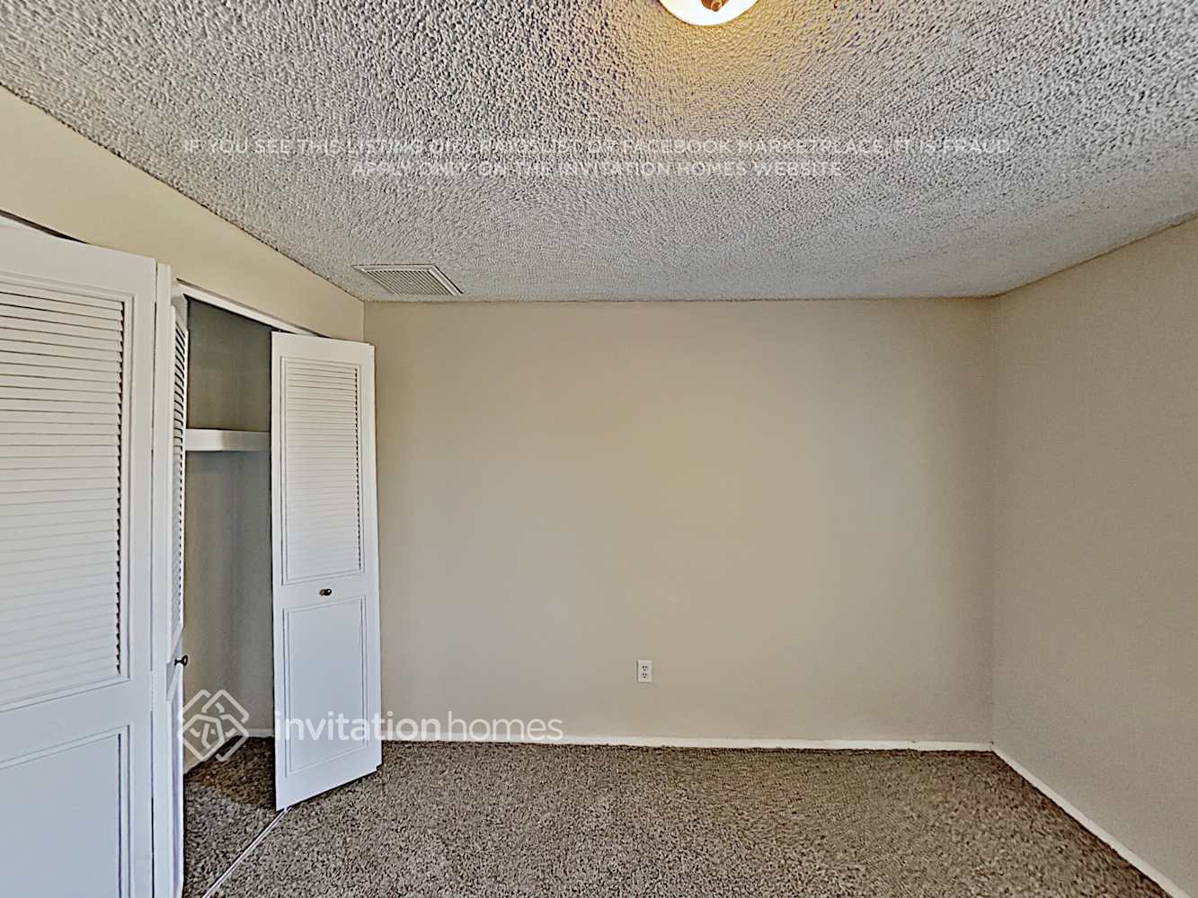 Building Photo - 6038 W Vernon Ave