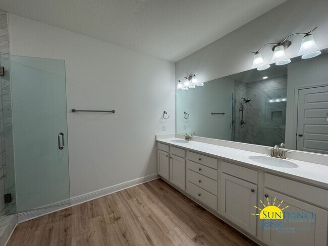 Building Photo - 175 Emarie Grey Cir