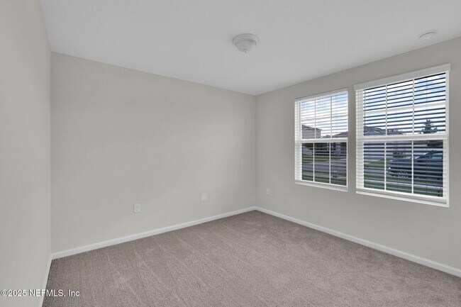 Building Photo - 1983 Pebble Point Dr