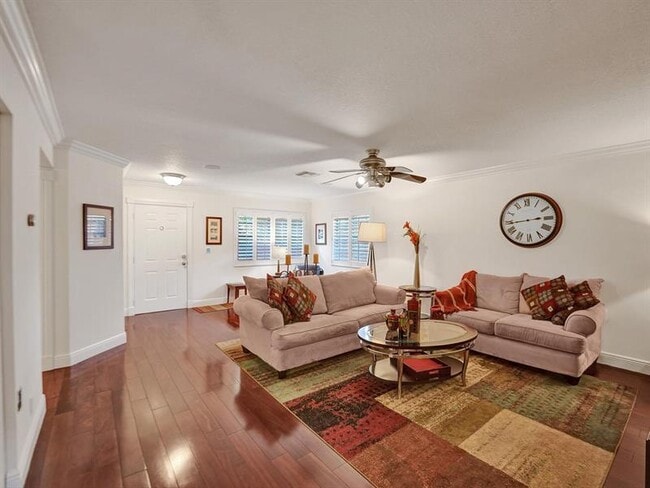 Building Photo - 9113 Vineyard Lake Dr
