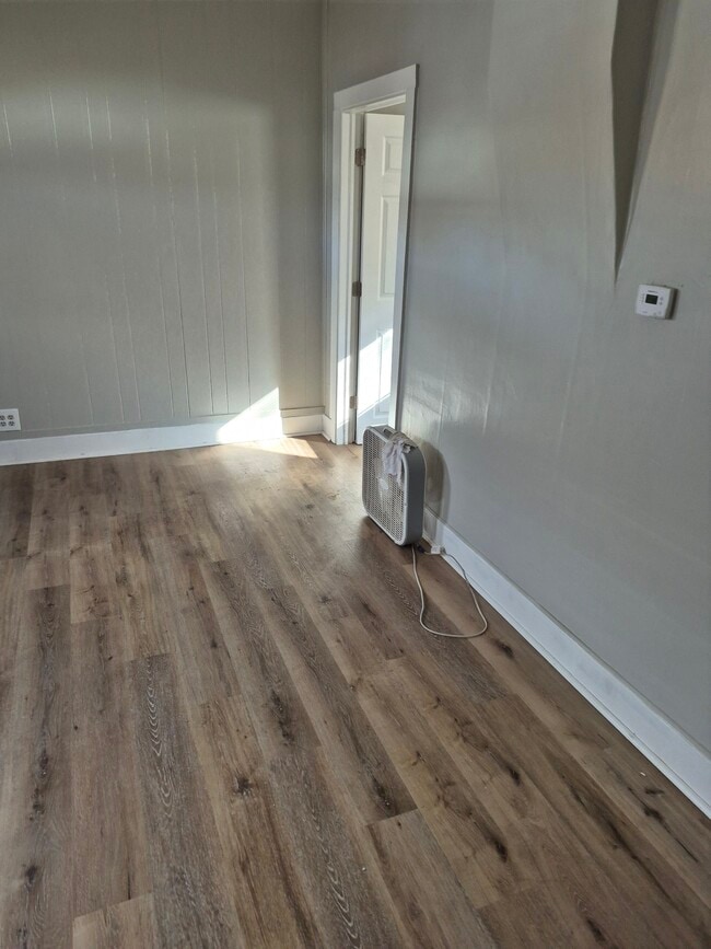 Building Photo - 410 A St