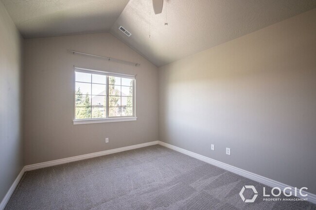 Building Photo - 10233 S Mystic Brook Way