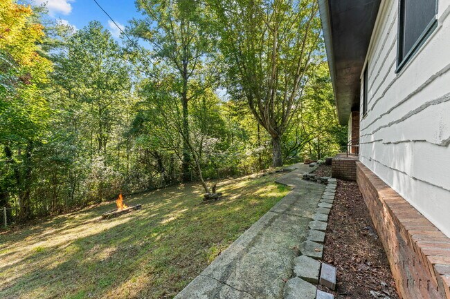 Building Photo - 154 Mashburn Branch Cove Rd