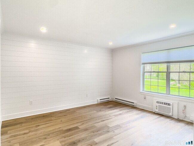 Building Photo - 63 Glen Ridge Ct