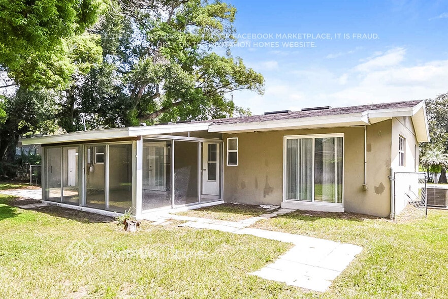 Building Photo - 1324 W Hartley Cir