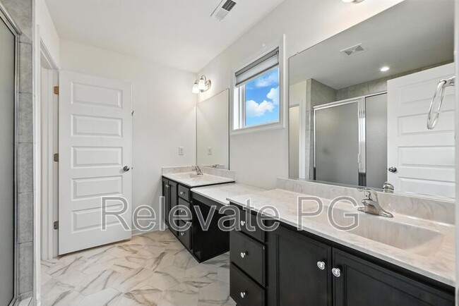 Building Photo - 12308 Wescott Dr