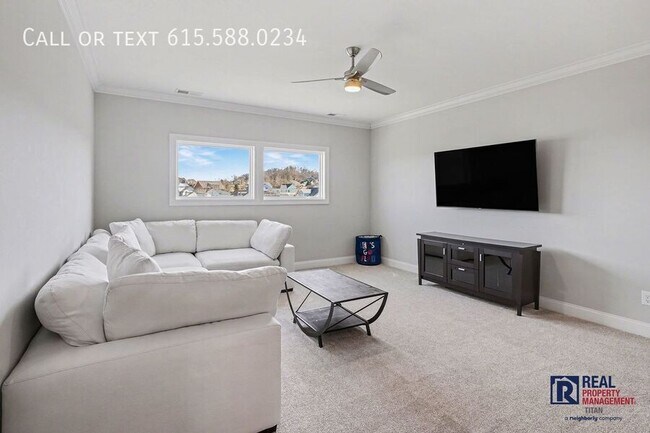 Building Photo - 273 Rich Cir