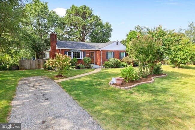 Building Photo - 10802 Blossom Ln