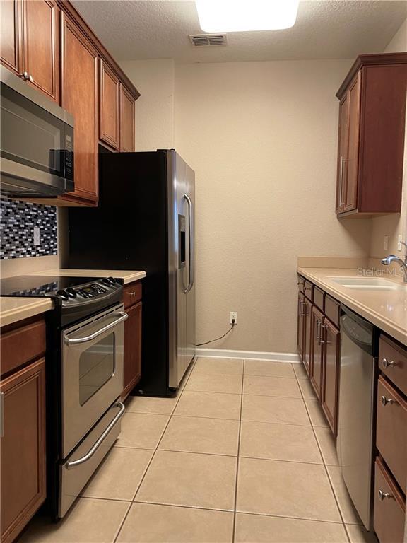 Building Photo - 3344 Robert Trent Jones Dr