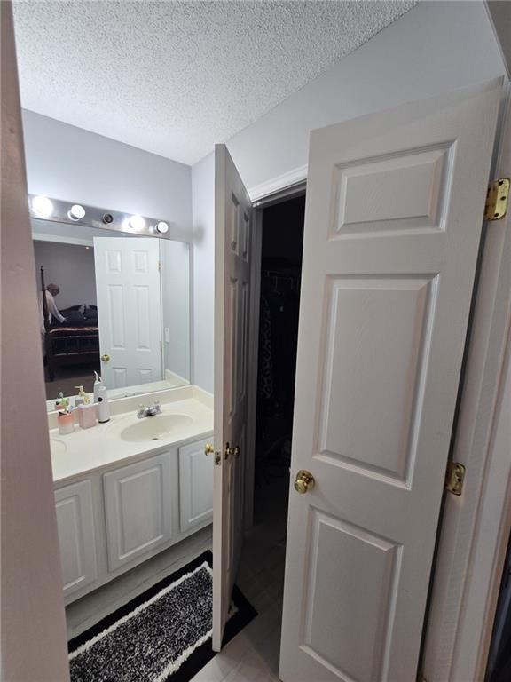 Building Photo - 1090 Kilmington Ct