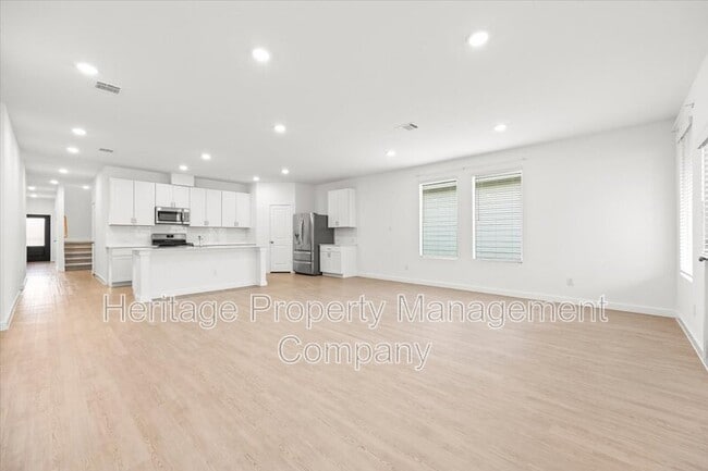 Building Photo - 4044 Rock Ml Dm