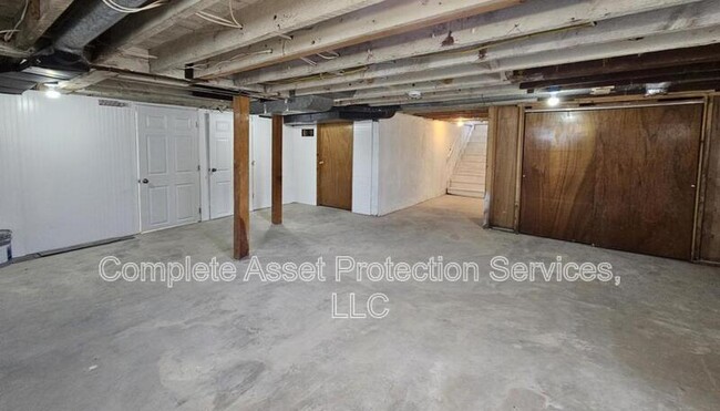 Building Photo - 503 Pratt St
