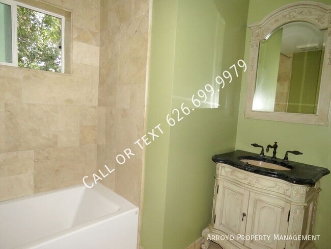 Building Photo - 8424 Grenoble St