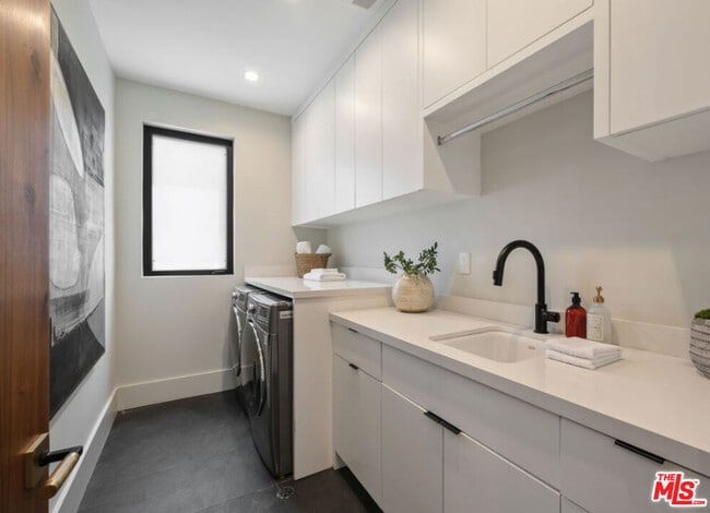 Building Photo - 4299 Elmer Ave