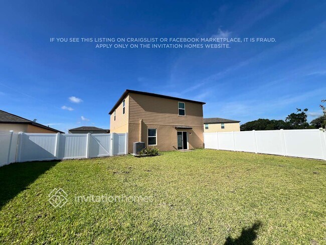 Building Photo - 714 Carlyle Way