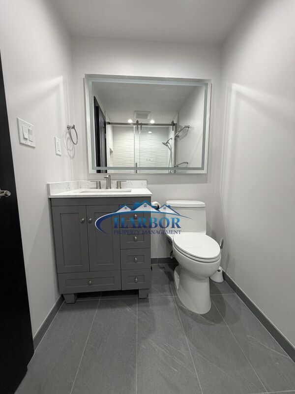 Building Photo - 2315 Sparta Dr