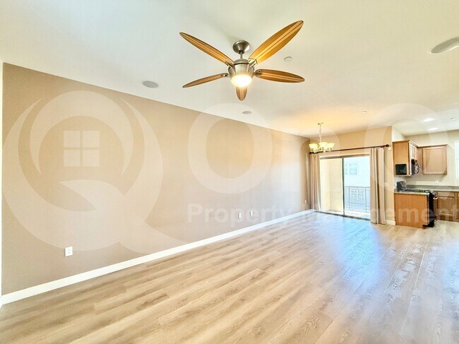 Building Photo - 17850 N 68th St