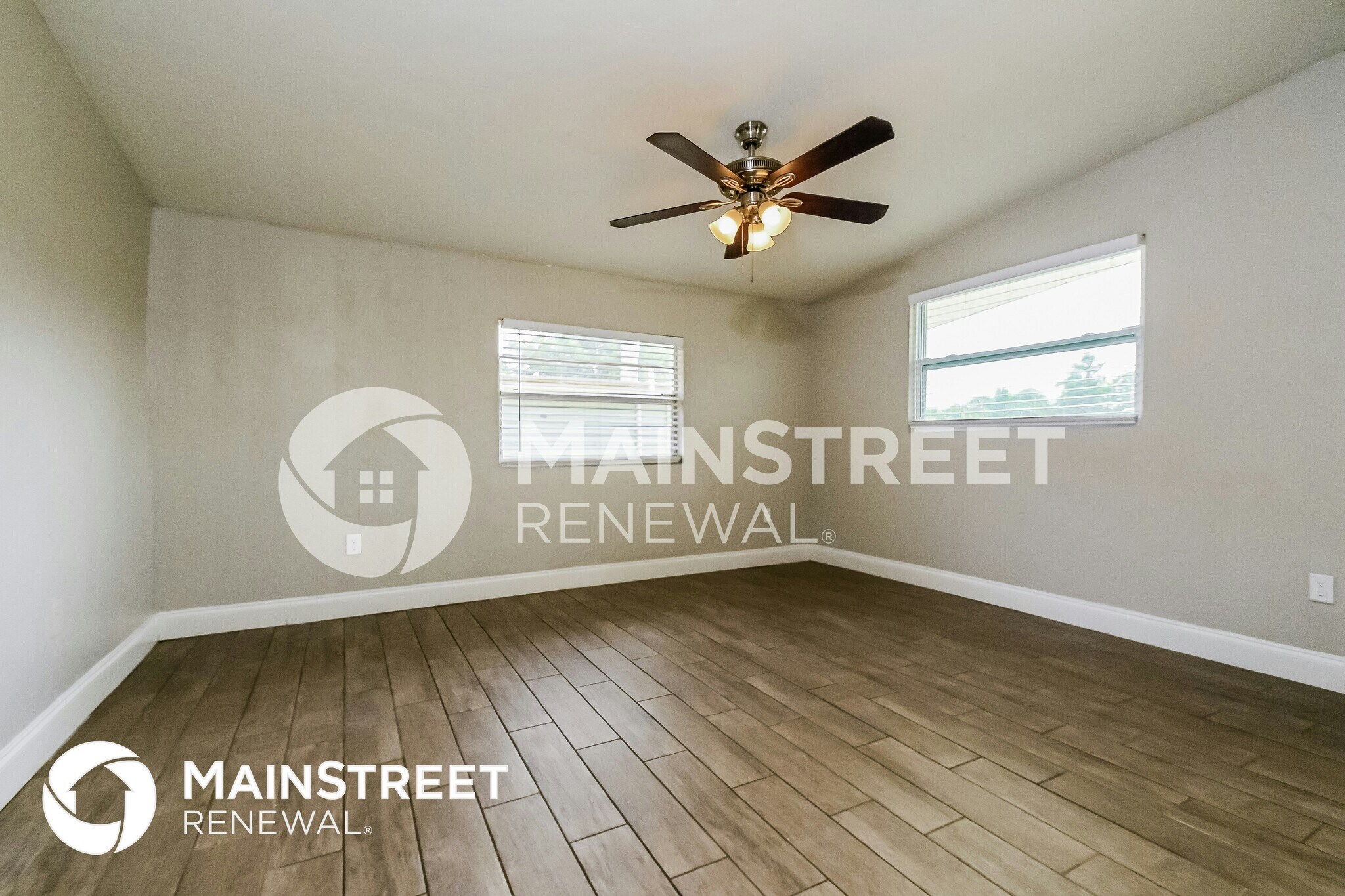 Building Photo - 3521 Schwalbe Dr