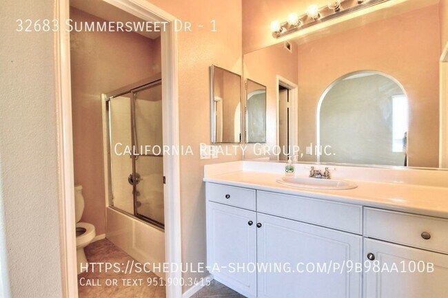 Building Photo - 32683 Summersweet Dr