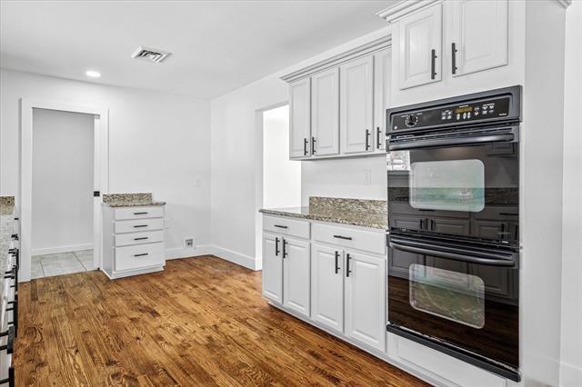 Building Photo - 4024 Diamond Loch W