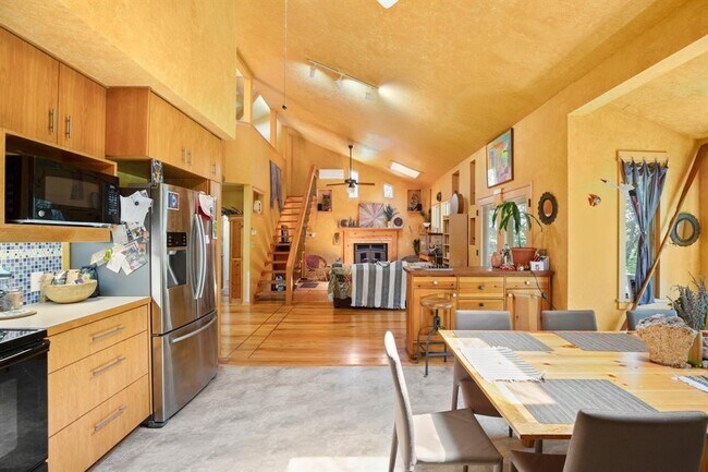 Building Photo - 5803 Rittenhouse Shore Dr