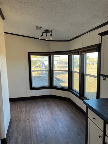 Building Photo - 21585 Co Rd 638