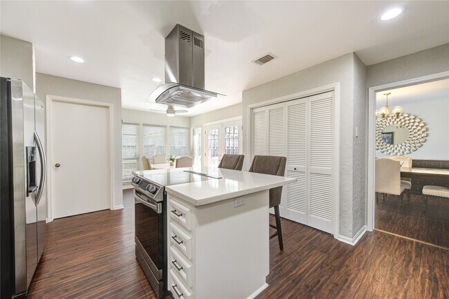 Building Photo - 12147 Ella Lee Ln